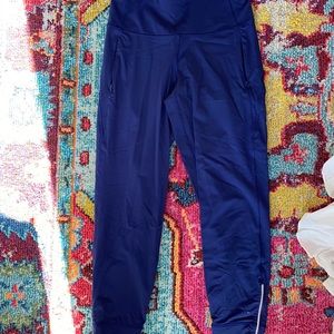 Lululemon joggers